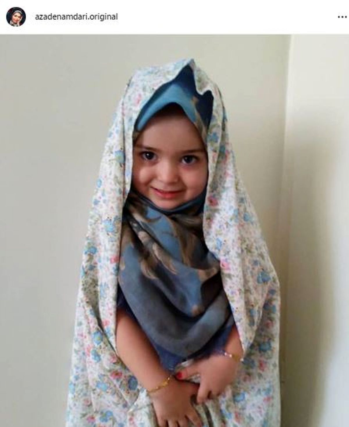 دختر کوچولوی محجبه آزاده نامداری + عکس