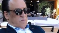 بهمن هاشمی در یک رستوران + عکس