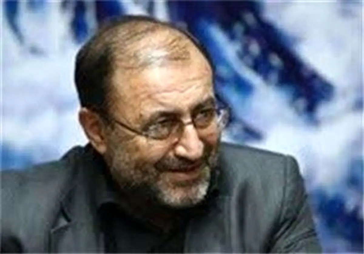 انتقاد رحماندوست از پست‌های متعدد یک وزیر