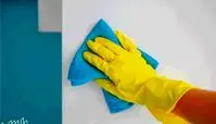 پاک کردن لکه دیوار گچی ؛ ترفند تمیز کردن انواع لکه از روی دیوار