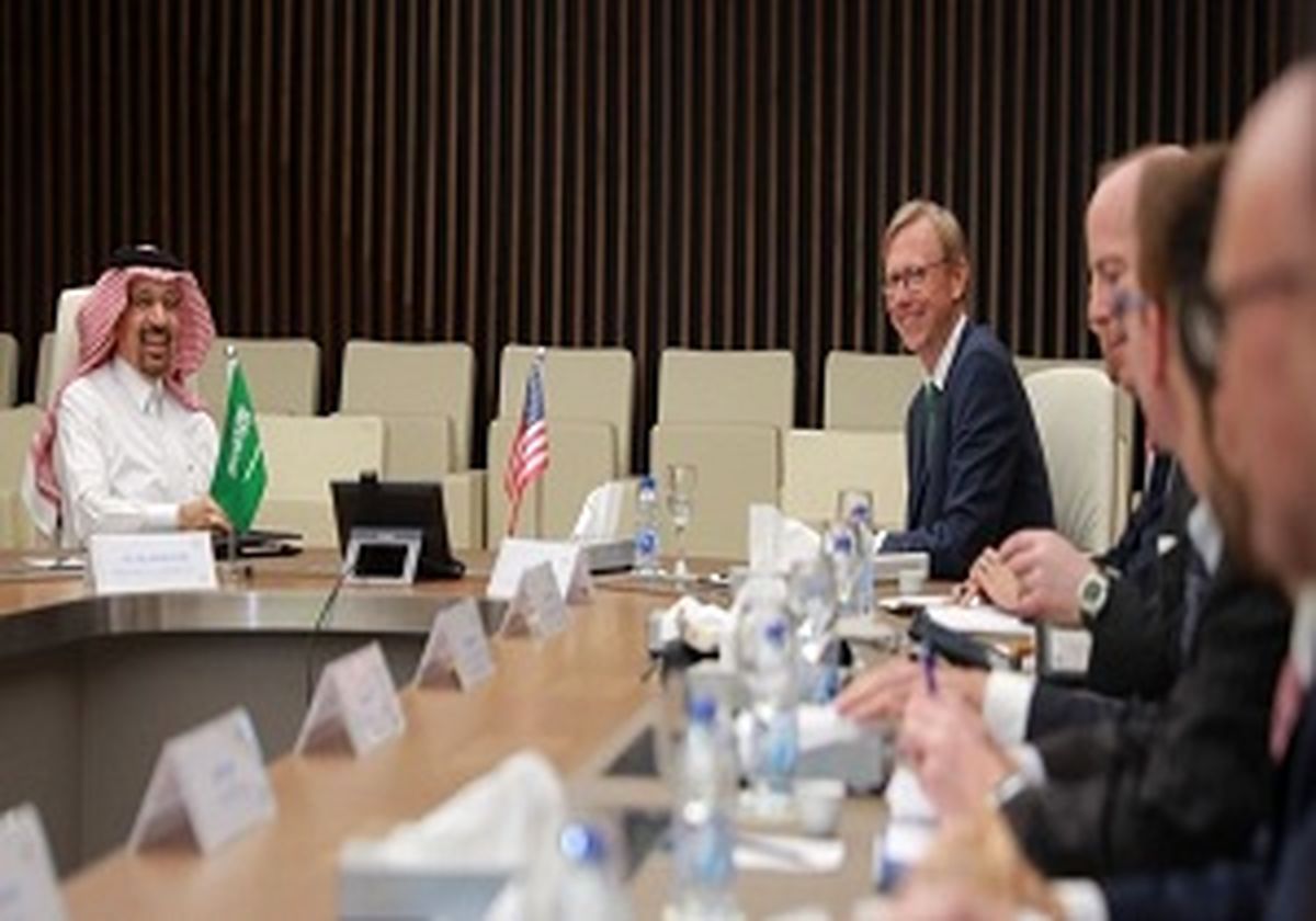 دیدار وزیر انرژی عربستان با برایان هوک در آستانه نشست اوپک