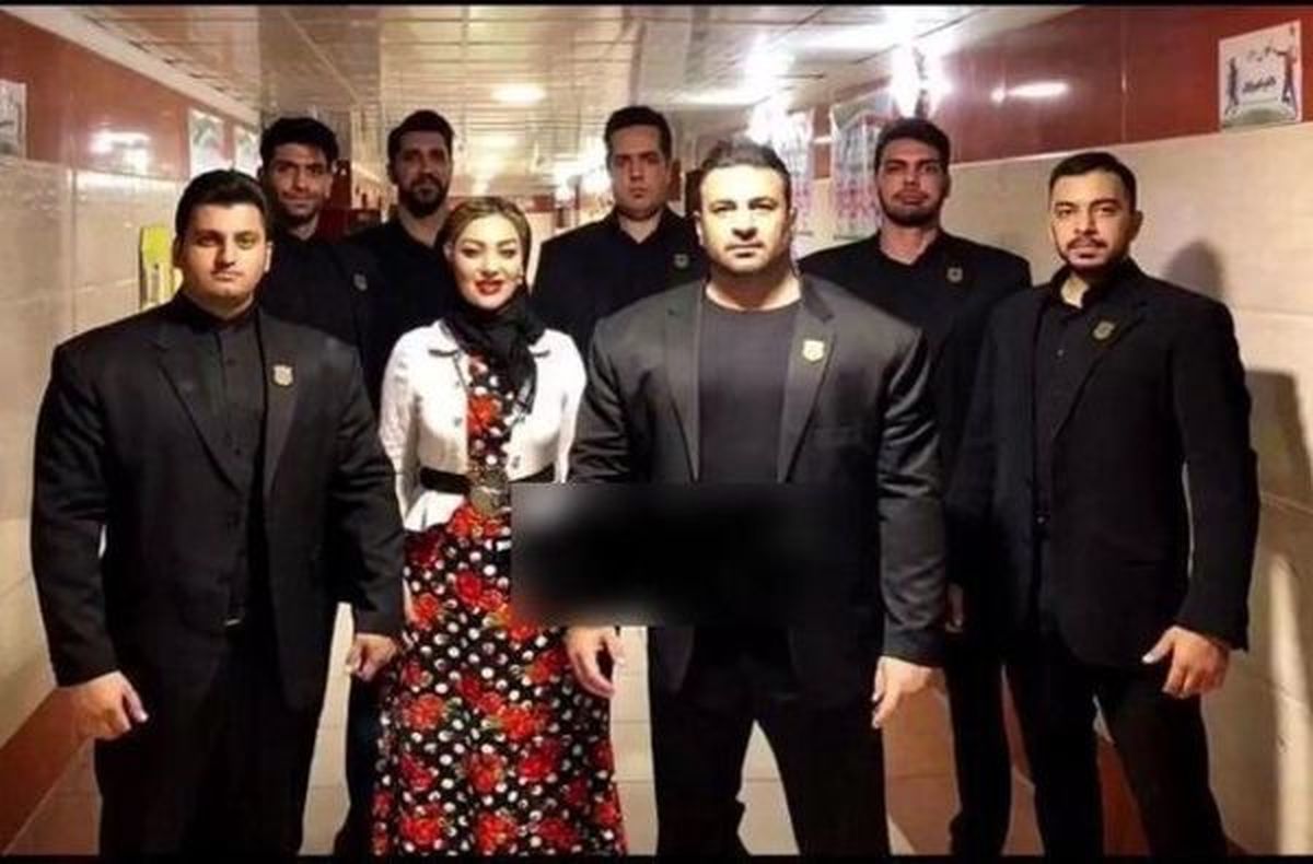 خانم بازیگر و هفت بادیگاردش!+عکس
