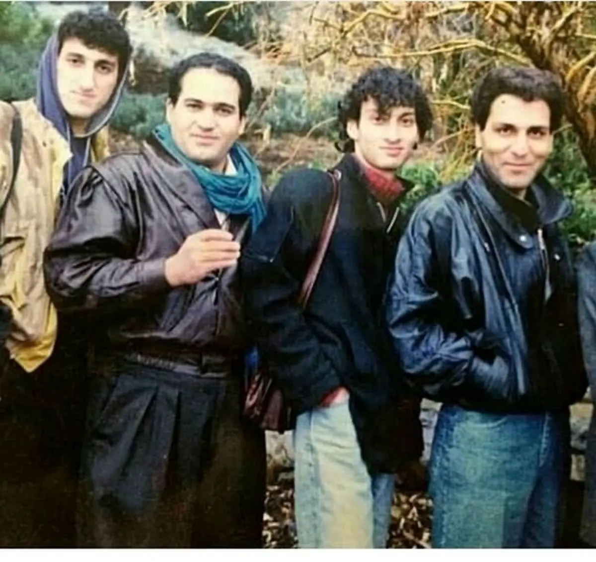 مهران مدیری و دوستانش در زمان قدیم + عکس