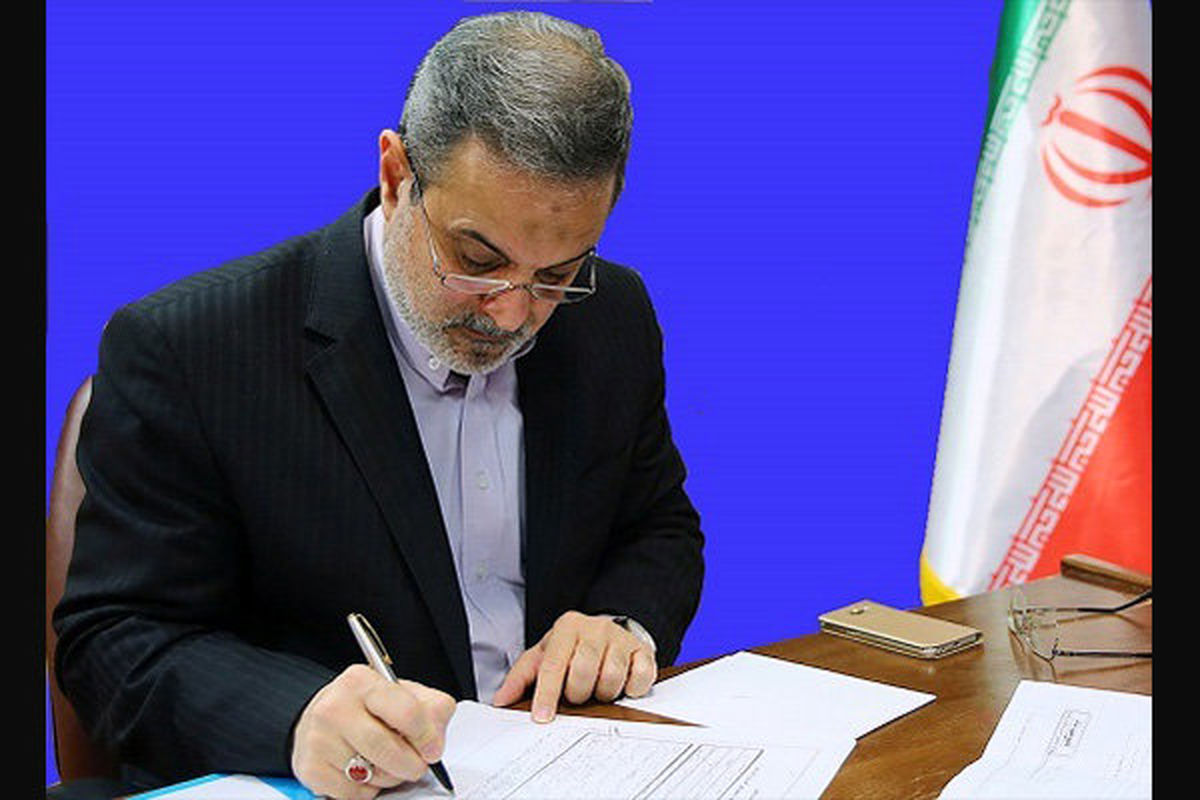 رفع تبعیض حقوق معلمان ودیگر کارکنان دولت