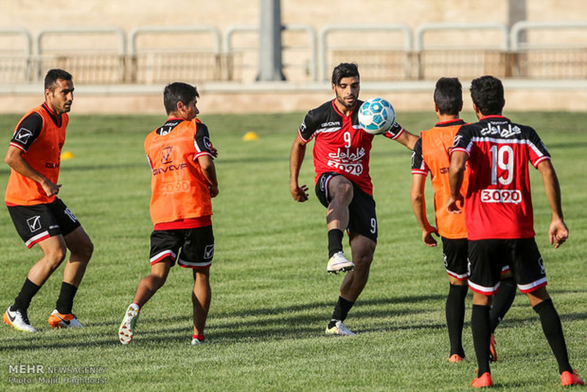 برانکو درهای تمرینات پرسپولیس را بست!