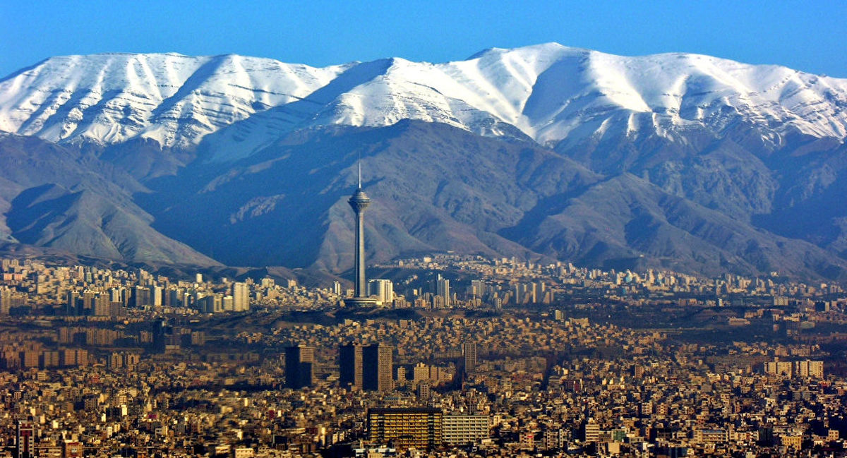 توییتر:: تغییر تهران از پایتخت به شهرستان