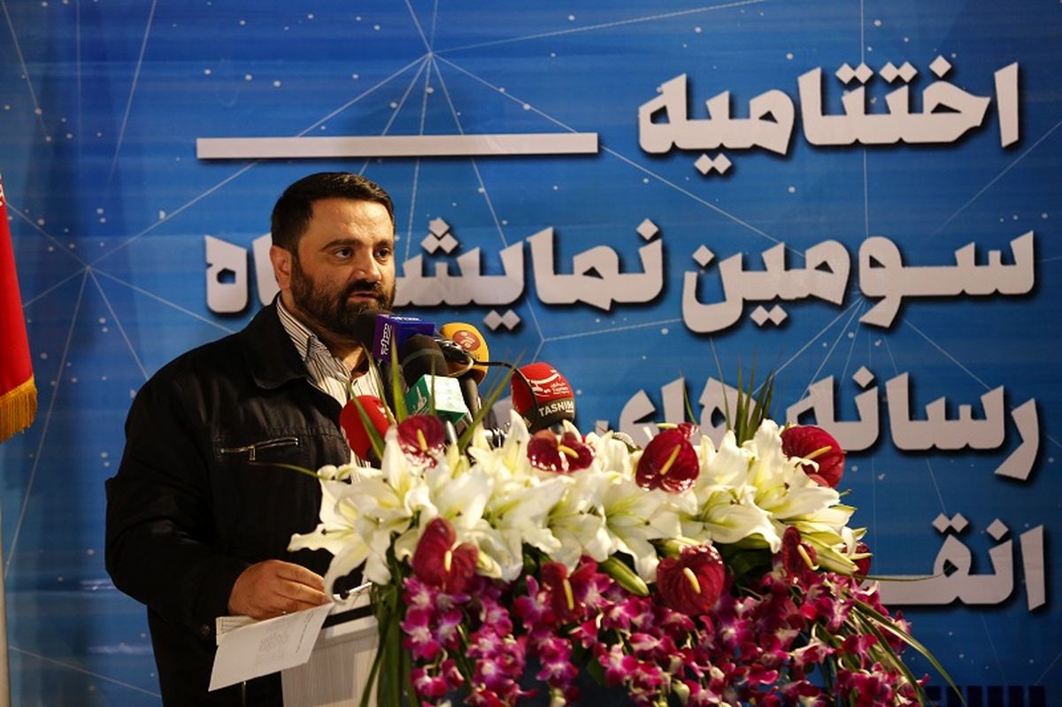 تنها فیلتر کردن چاره کار نیست،باید فضای مجازی را مدیریت کرد/ هیچ گونه مدیریتی هوشمندانه ای از سمت دستگاههای اجرایی  بر فضای مجازی کشور وجود ندارد