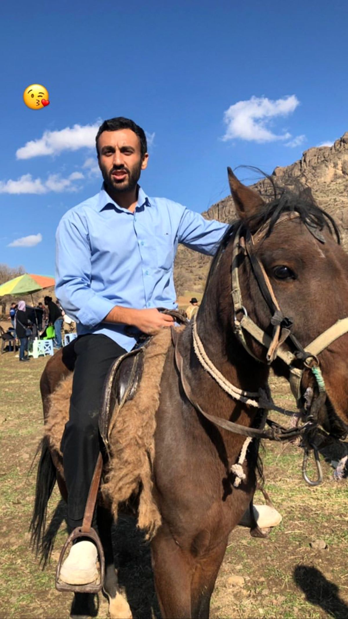 اسب سواری پسر بازیگر مشهور + عکس