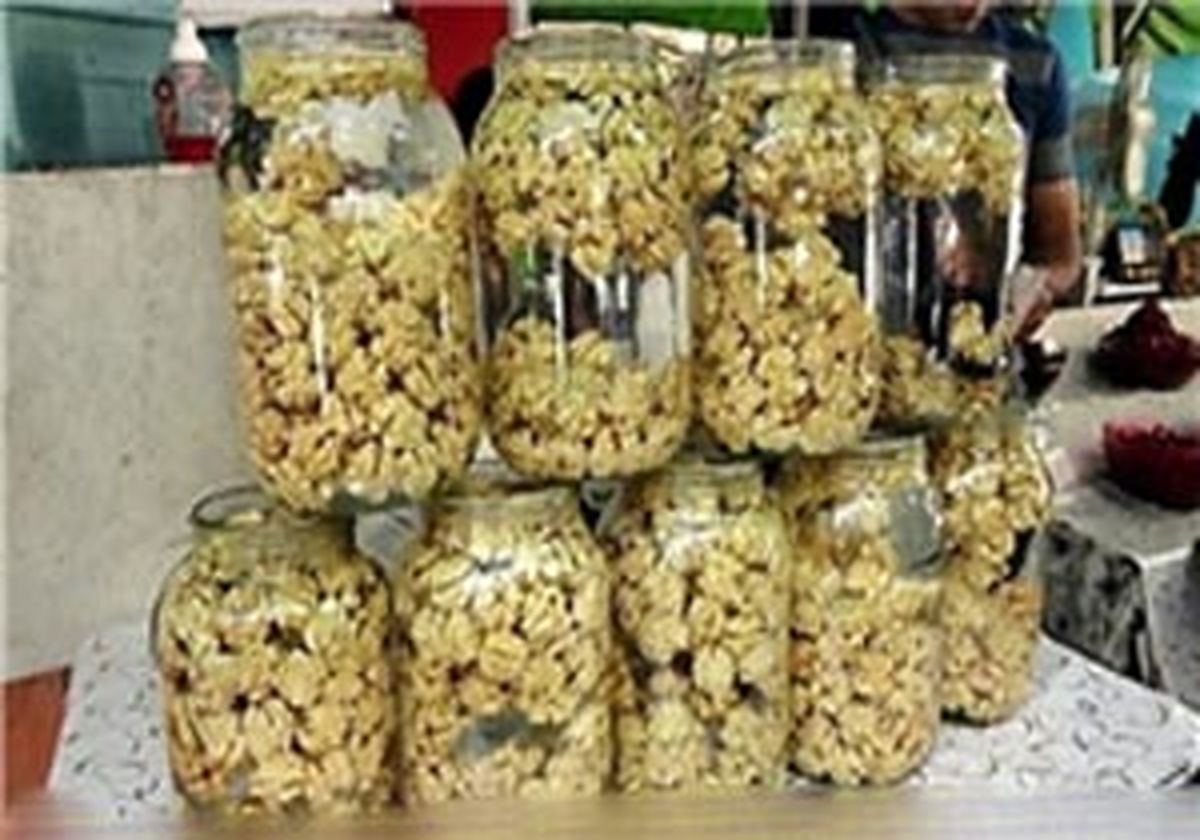 از دستفروشان گردوی تازه‌ نخرید