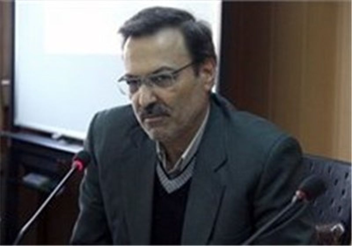 دبیرستانی‌ها به مهارت زبان و کامپیوتر مسلط شده و گواهینامه دریافت می کنند
