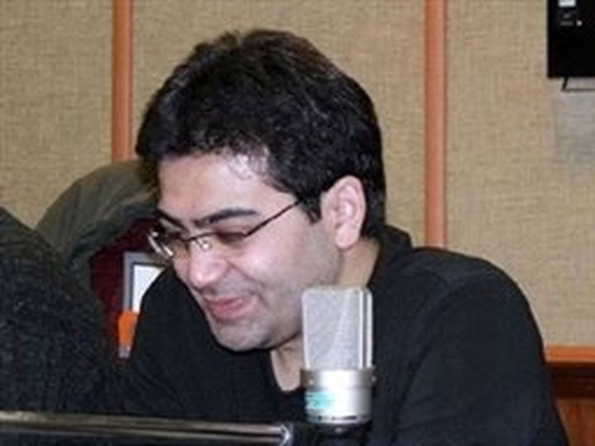 منتقدان با بی‌رحمی باعث پیشرفت مجری جنجالی شدند!