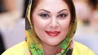 لاله اسکندری کنار دو قهرمان/عکس