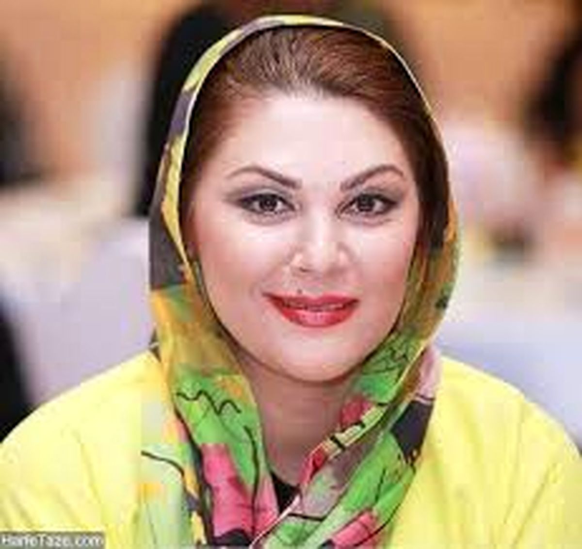 لاله اسکندری کنار دو قهرمان/عکس