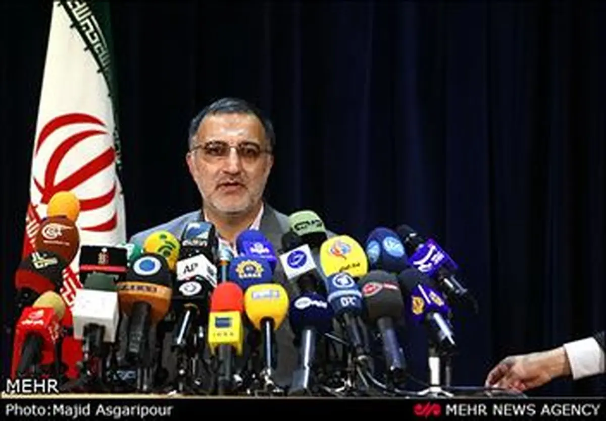 مرخصی احمدی نژاد دهن کجی بزرگ به قانون است