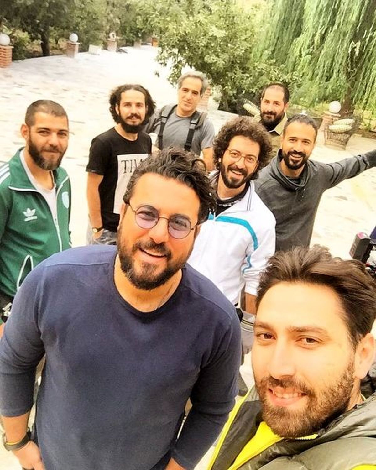 محسن کیایی در جمع دوستانش + عکس