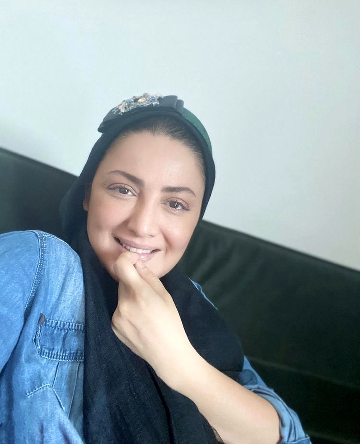 چهره بی آرایش شیلا خداداد در خانه اش + عکس