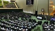 مشکل مدیران عمدتاً دغدغه پشت‌میزنشینی است