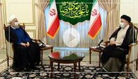 رئیسی در دیدار روحانی: از اعتماد مردم عزیز به این طلبه خدمت‌گزار سپاسگزارم
