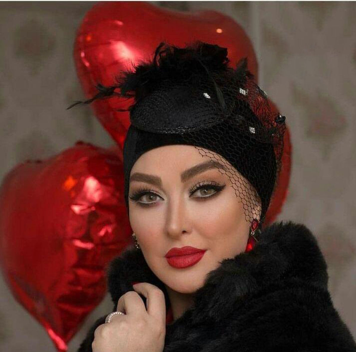 اولین عکس شب ولنتاینی خانم بازیگر بعد از عروس شدن