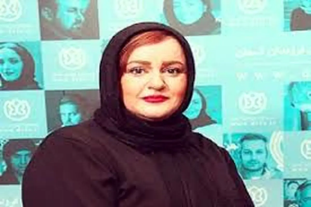 نعیمه نظام دوست در کنار عمو پورنگ