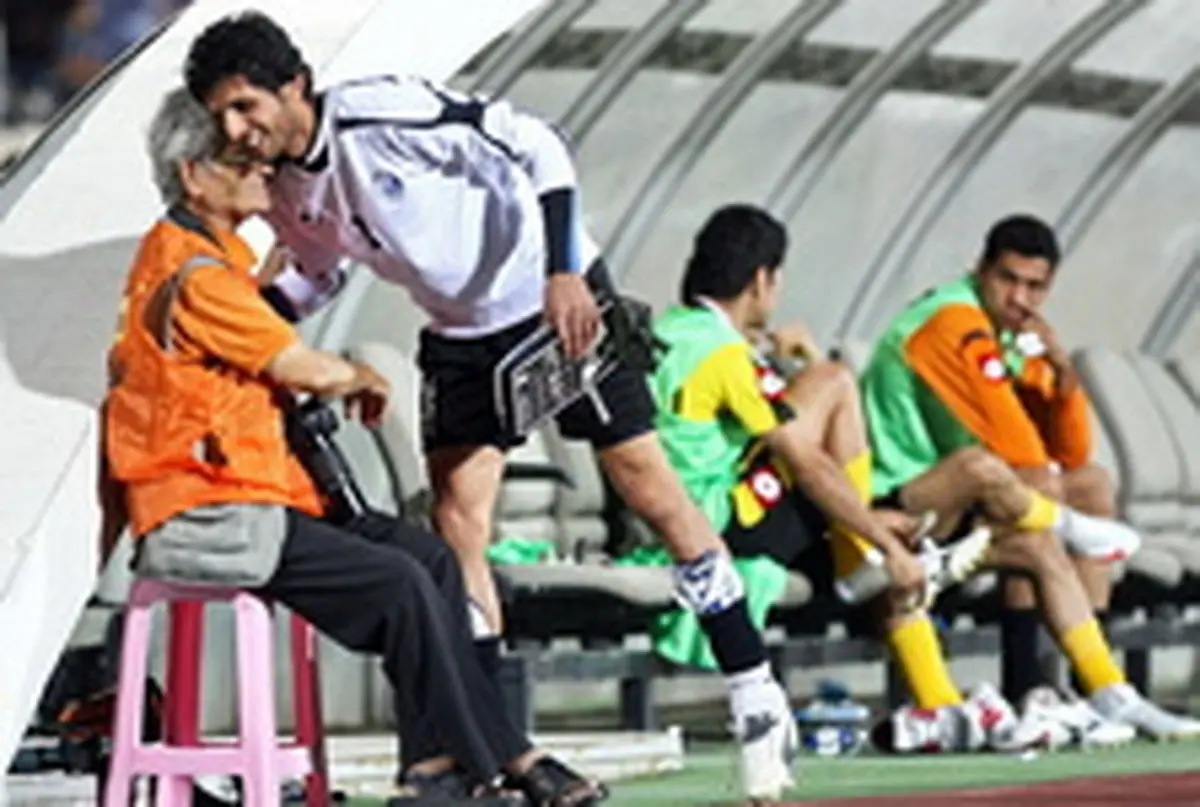 طالب‌لو: هنوز تیم فصل آینده خود را انتخاب نکردم