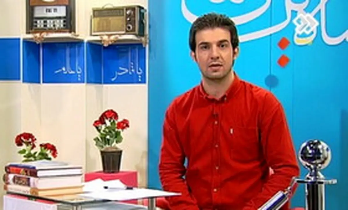 مجری‌ تلویزیونی که مادرش در حین اجرا گیرش انداخت!