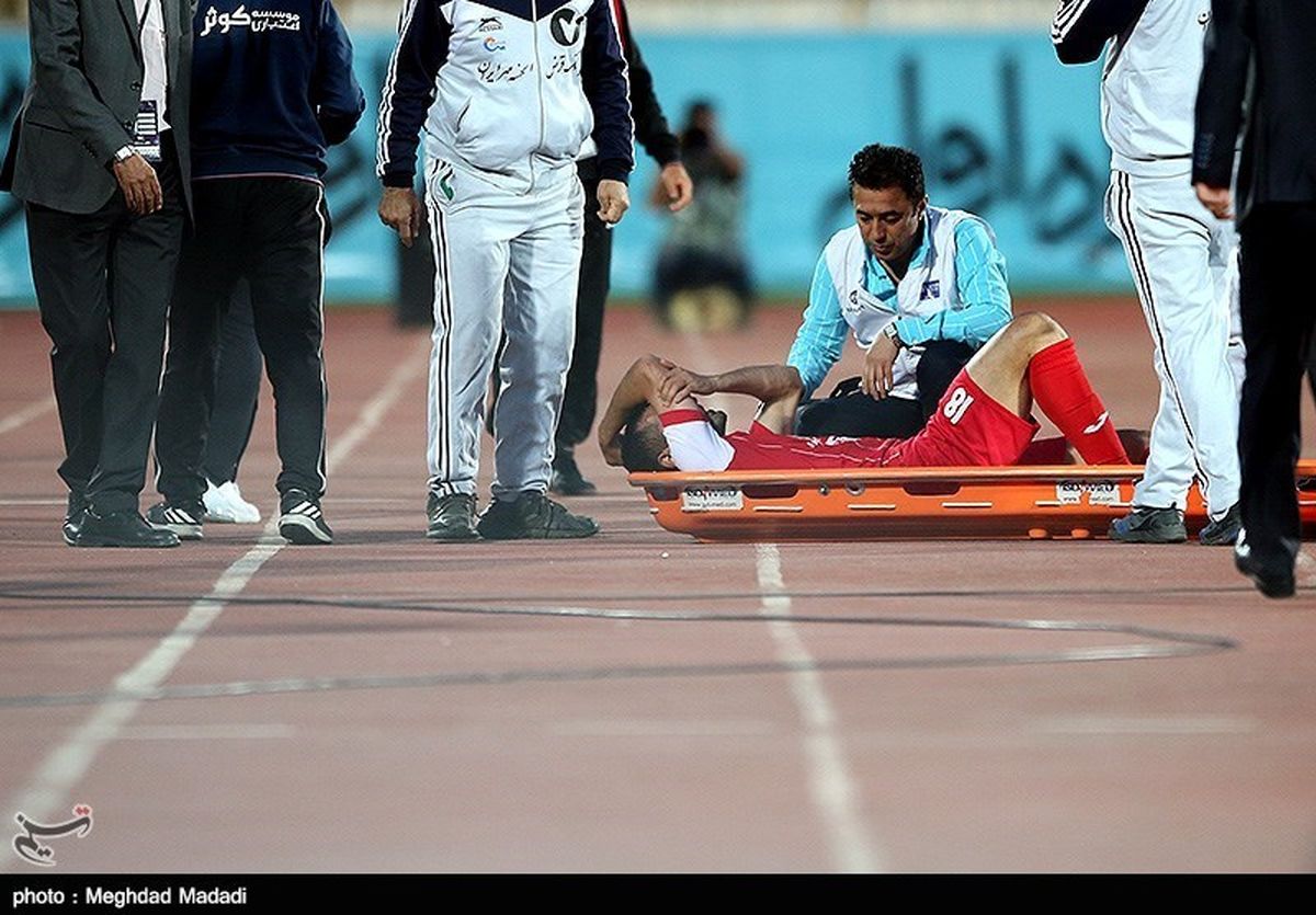 هافبک پرسپولیس رباط صلیبی پاره کرد