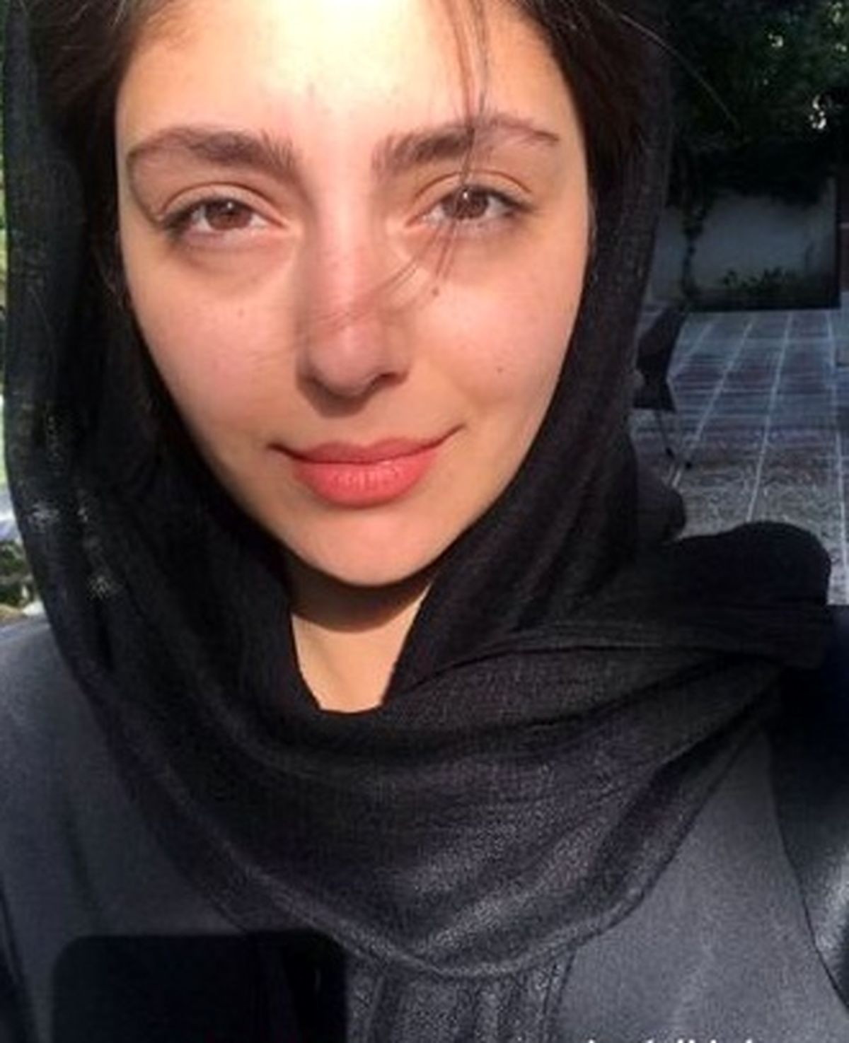 چهره بدون آرایش و ساده هستی مهدوی