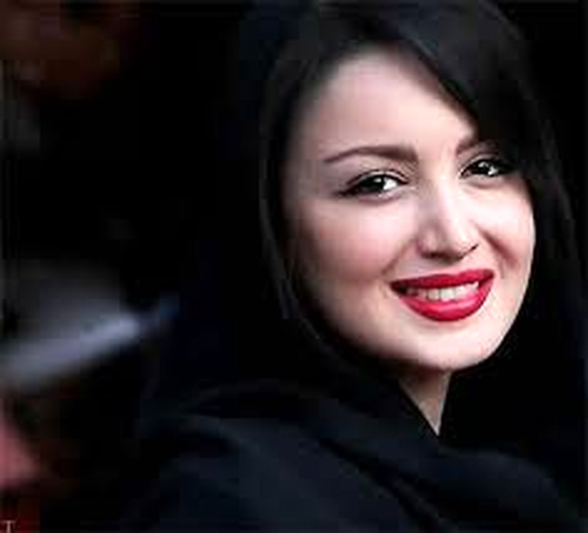 شیلا خداداد  و دوستانش در یک رستوران /عکس 