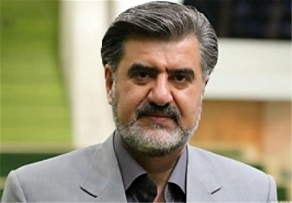 برخورد دولت با متخلفان حقوقهای نجومی اعتماد مردم را باز می‌گرداند 
