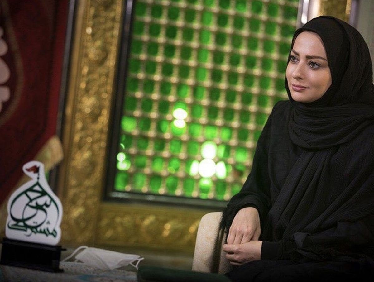 نفیسه روشن در یک برنامه مذهبی + عکس