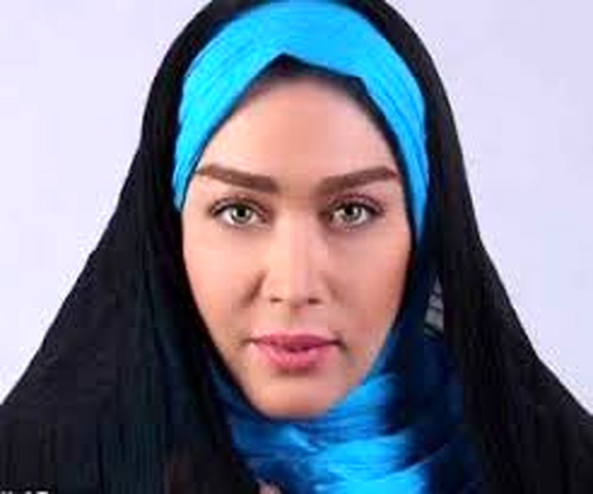 سارا منجزی پور با تیپ دختران دبیرستانی!