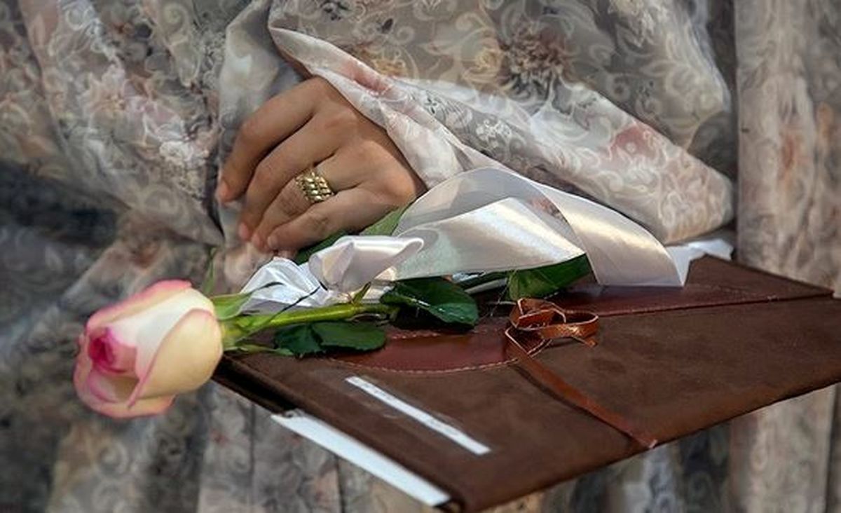  قبح زدایی از تجرد دختران، کوبیدن آب در هاون 