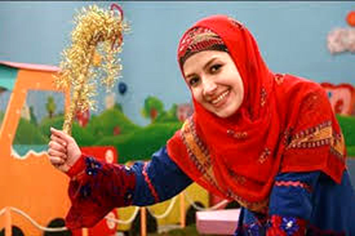  خاله شادونه با تیپ دبیرستانی