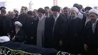 امام خامنه‌ای بر پیکر مطهر آیت‌الله واعظ‌طبسی نماز اقامه‌ کردند