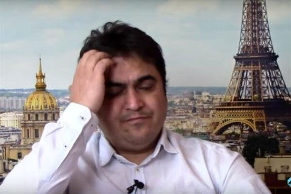 اولین فیلم از اعترافات روح الله زم پس از دستگیری 