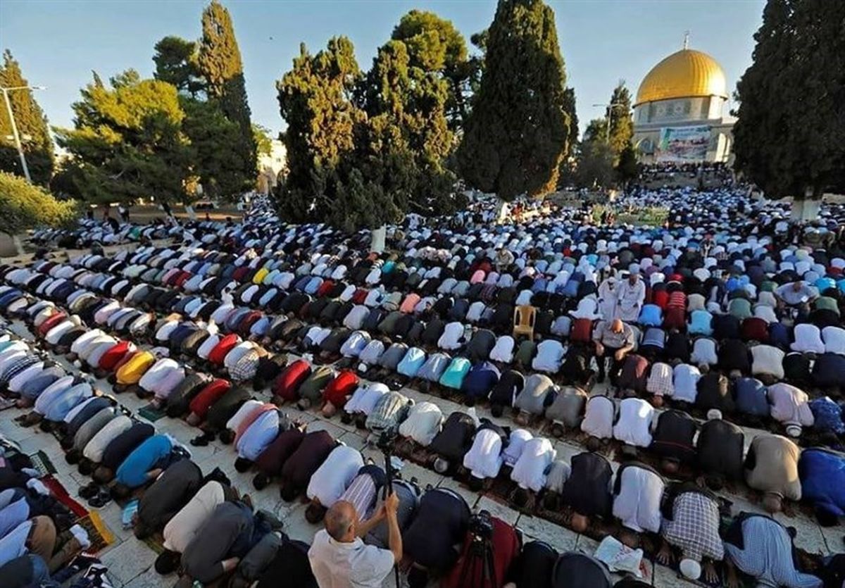 حضور 90 هزار فلسطینی در نماز عید فطر مسجد الاقصی
