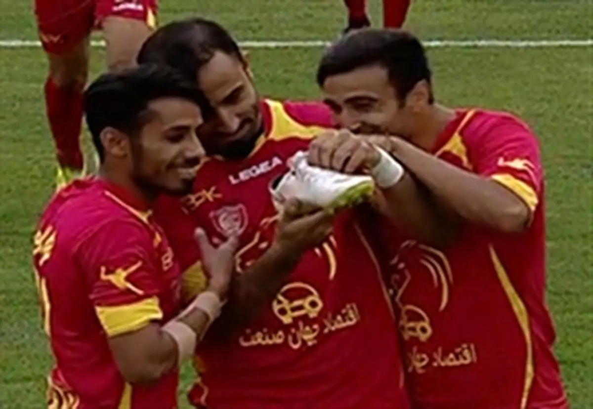 بازیکنان نفت بالاخره پول گرفتند