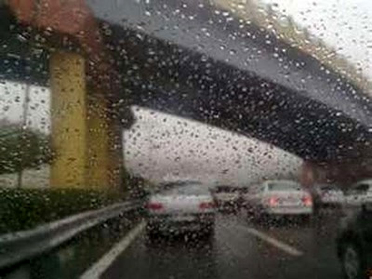 بارش باران و وزش باد در نوار شمالی کشور 
