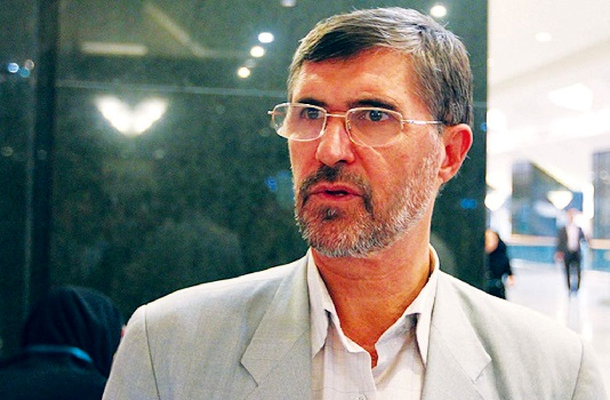 وقتی دولت تحویل بودجه را نیز به برجام پیوند می زند/ تصویب بودجه 95 در سال 95!