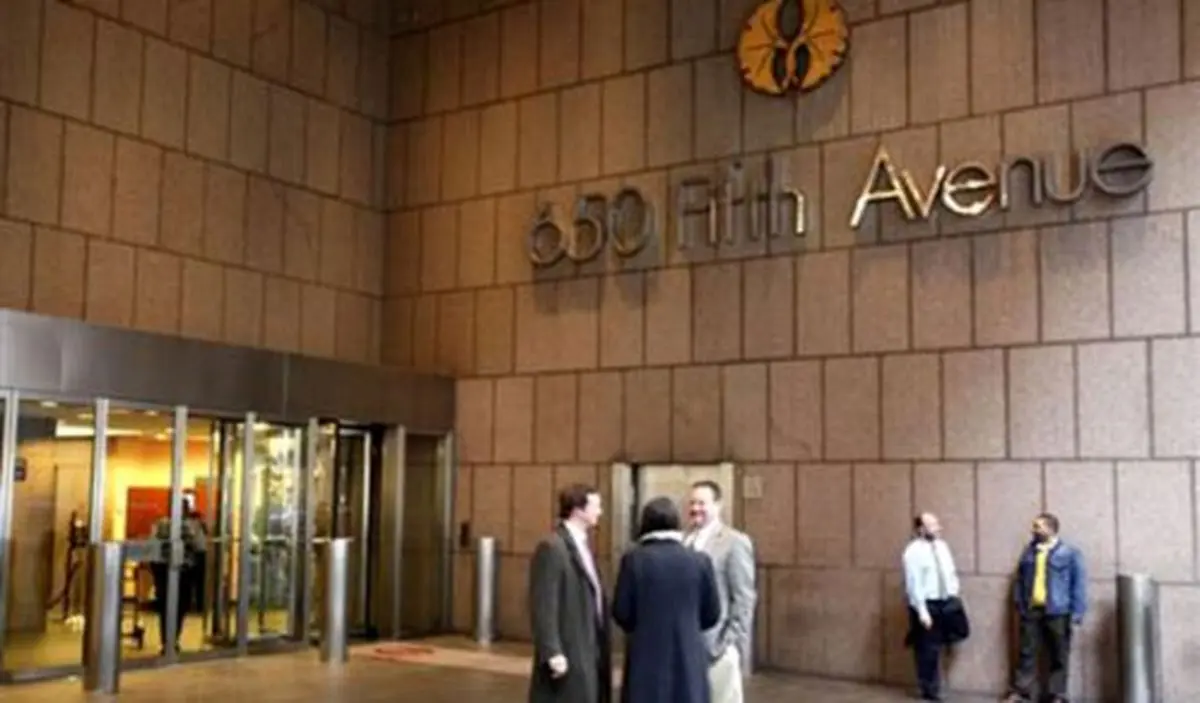 بنیاد پهلوی یا پاشنه‌ی آشیل سلطنت؟!