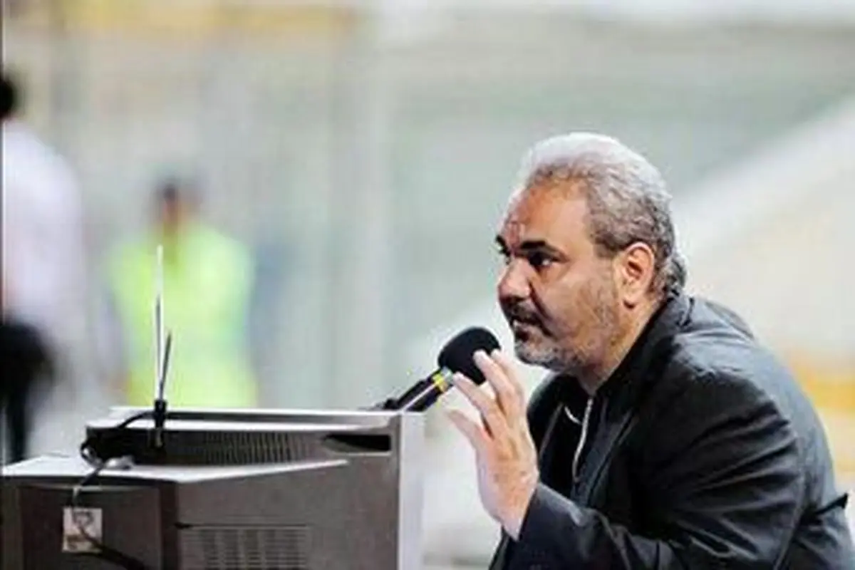
عذرخواهی خیابانی پس از اشتباه عجیب و غریبش