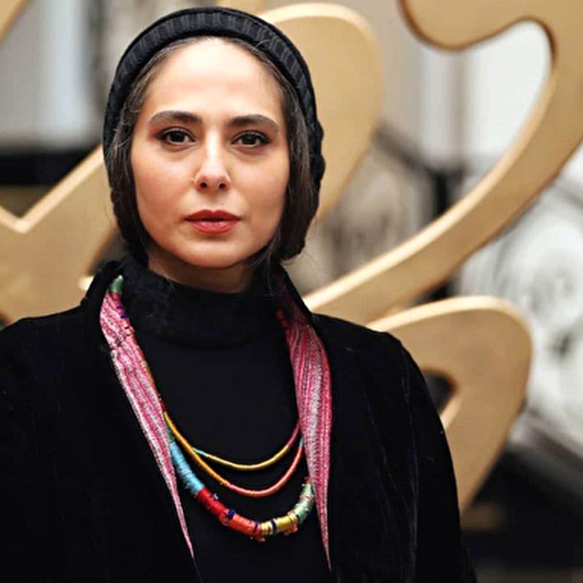 چهره جذاب و متفاوت رعنا آزادی ور در جشنواره حافظ + عکس