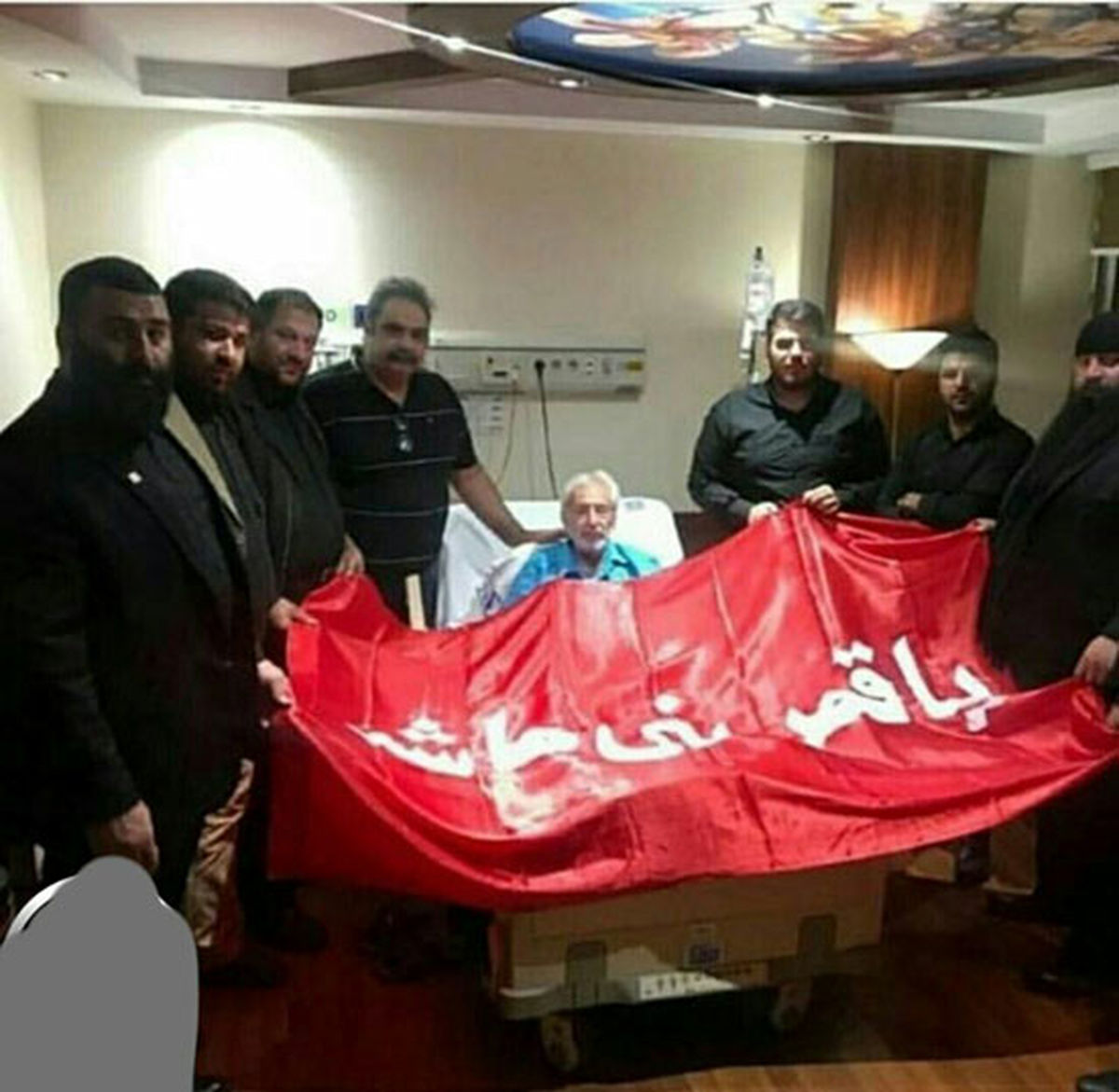 عزاداری جمشید مشایخی در بیمارستان/عکس