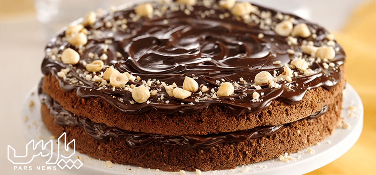 طرز تهیه کیک کاکائویی فندقی خوشمزه به روش خانگی
