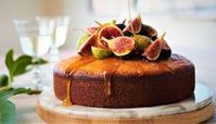 طرز تهیه کیک انجیر تازه خوشمزه با شیر و بدون شیر ؛ انتخاب خوشمزه فصل