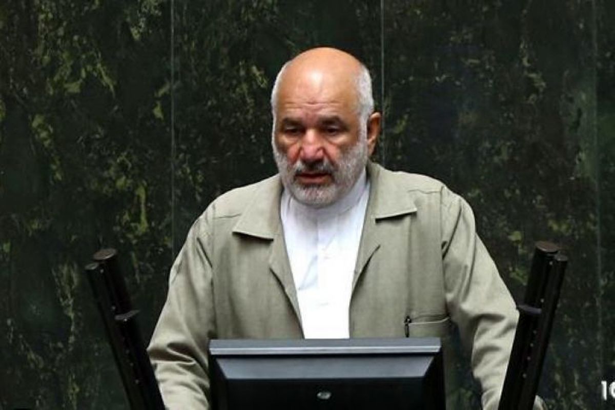 بررسی وضعیت ساختمان پلاسکو با حضور رئیس بنیاد مستضعفان