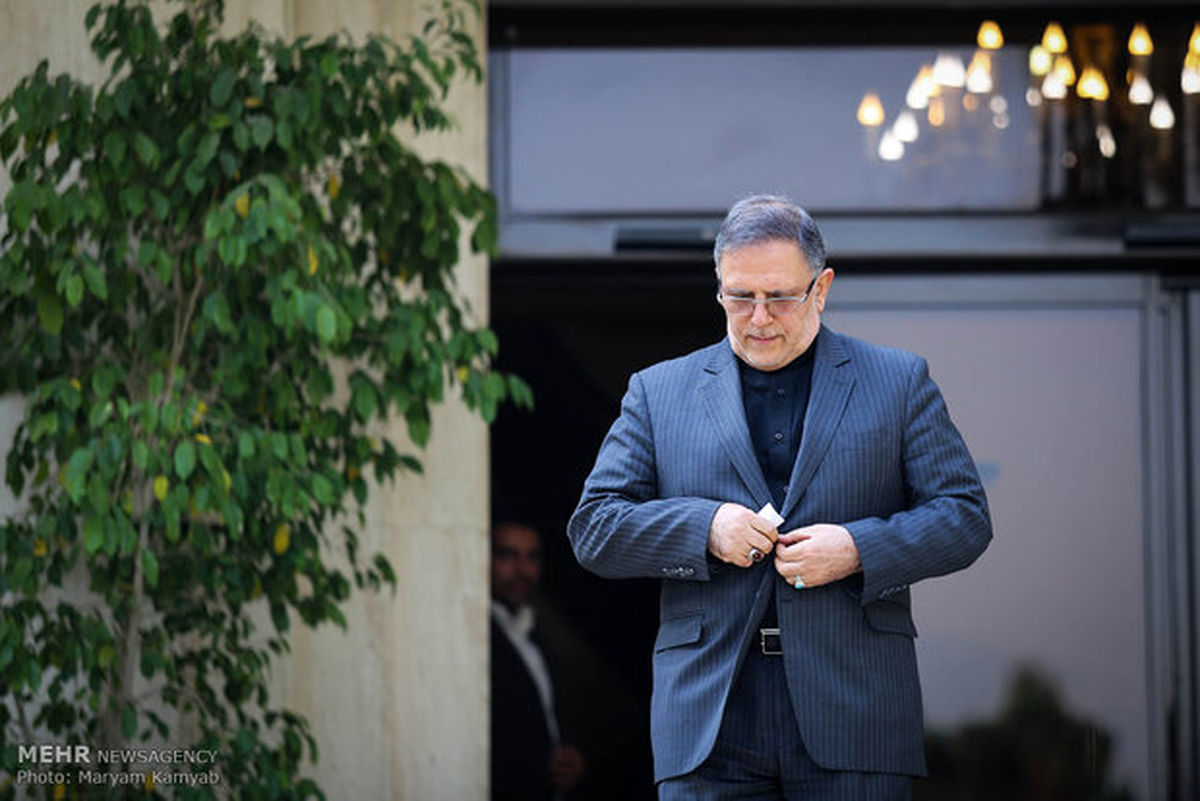 سیاست دلار ۴۲۰۰ تومان، خواسته بانک مرکزی نبود