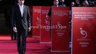 فرش قرمز زیر پای فوتبالیست‌ها (عکس)