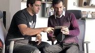 کار کردن منوچهر هادی در خانه اش + عکس 